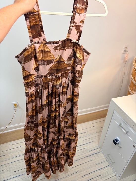 FARM Rio Dresses & Skirts - FARM Rio Pink Maxi Dress with Brown and Gold Tiki Print